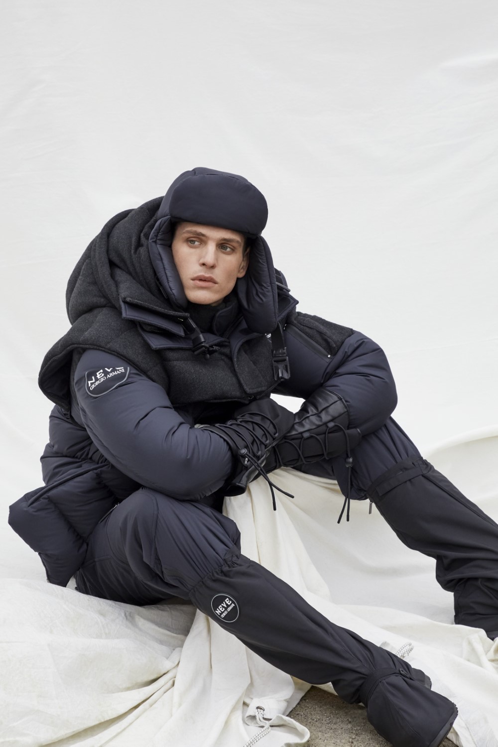 Giorgio Armani Neve Fall/Winter 2020 - fashionotography