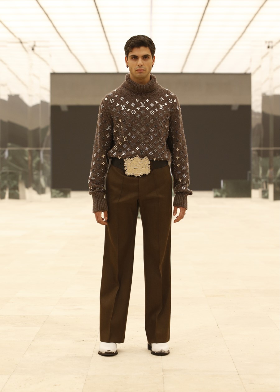 Louis Vuitton Fall 2022 Paris Fashion Week Collection Review