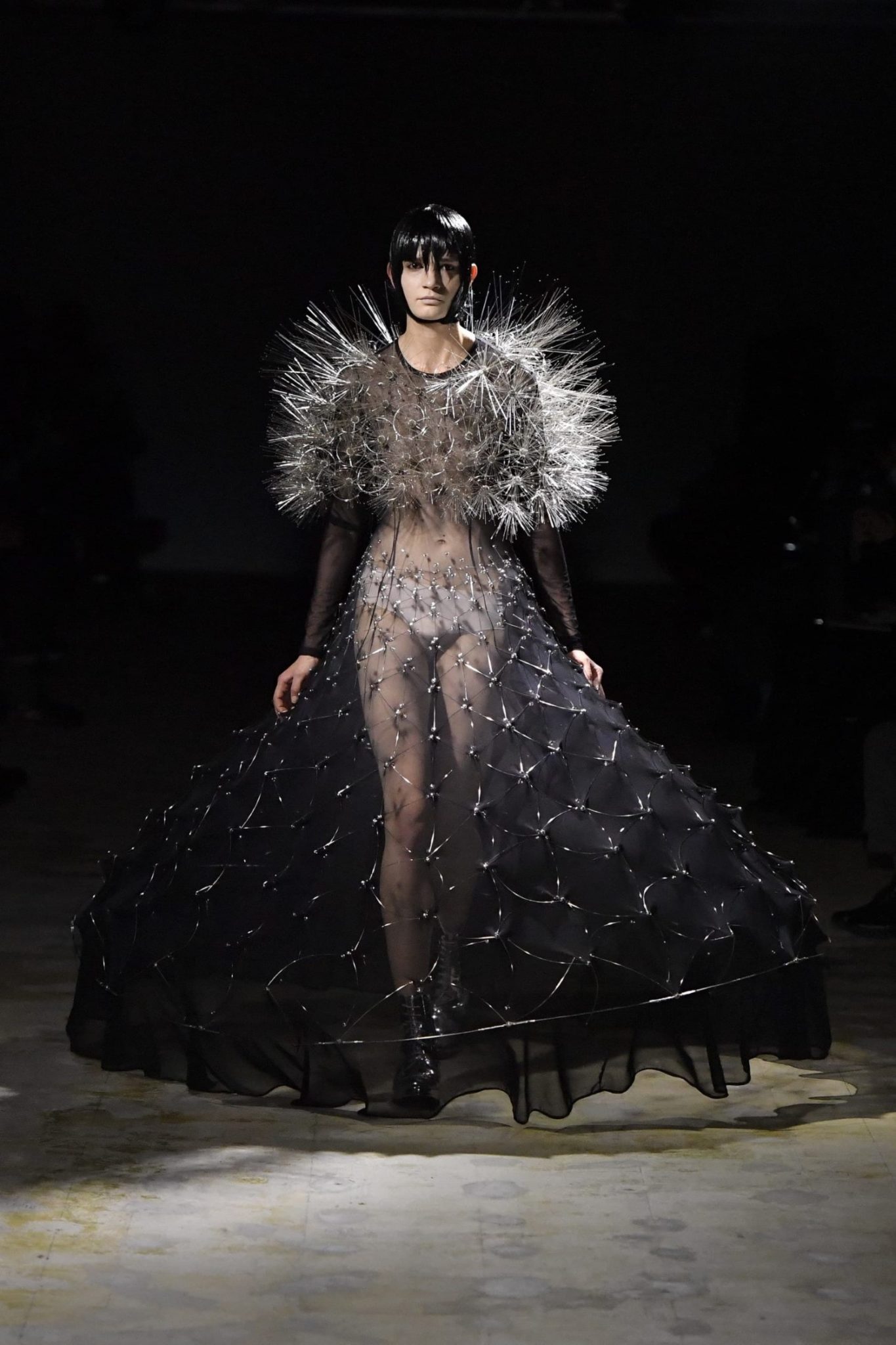 Noir Kei Ninomiya Fall Winter 2021 - Tokyo Fashion Week - Fashionotography