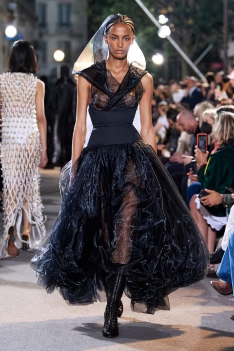 Alaïa Winter/Spring 2022 - fashionotography