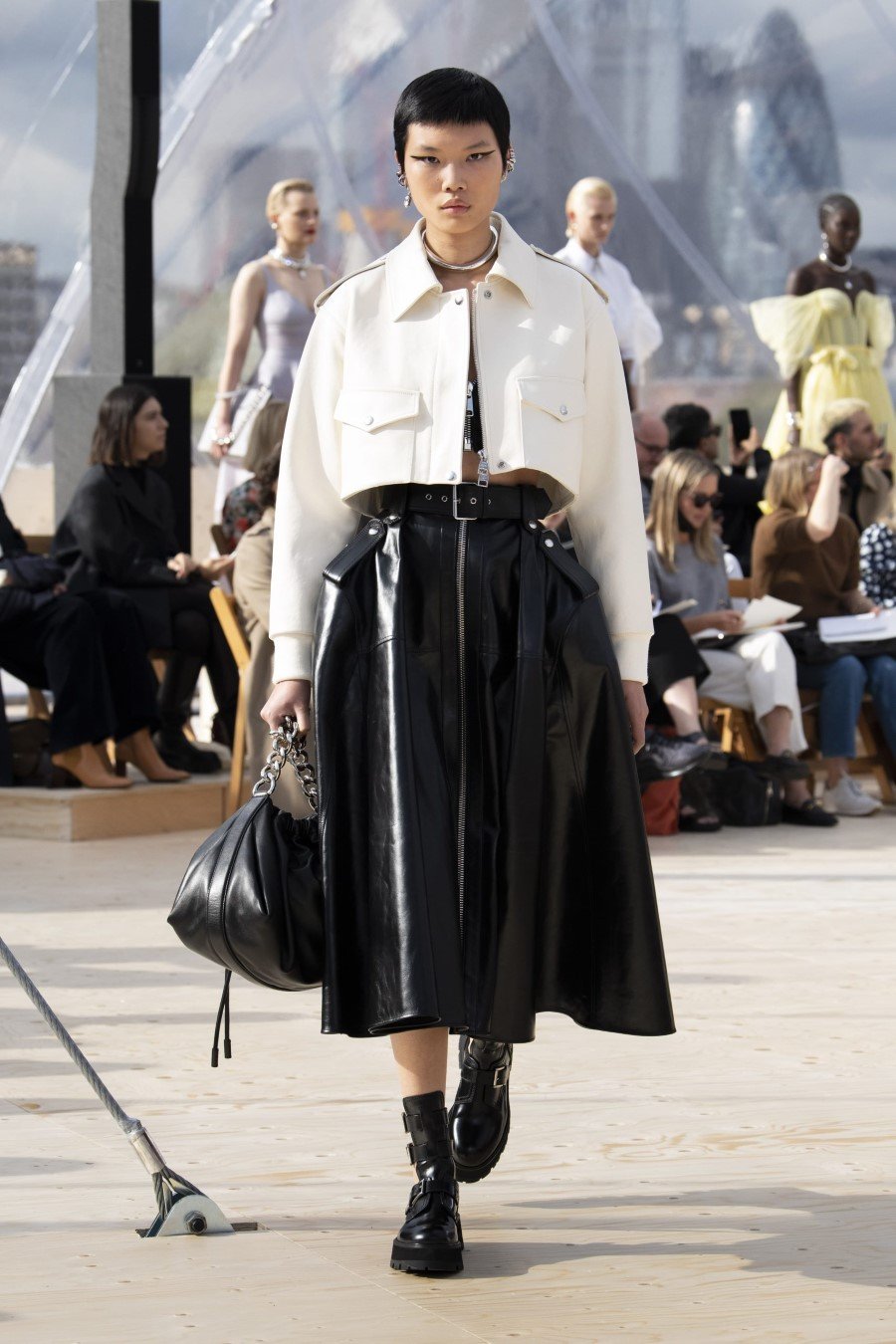 Alexander McQueen Spring Summer 2022 Alexander McQueen Spring Summer 2022