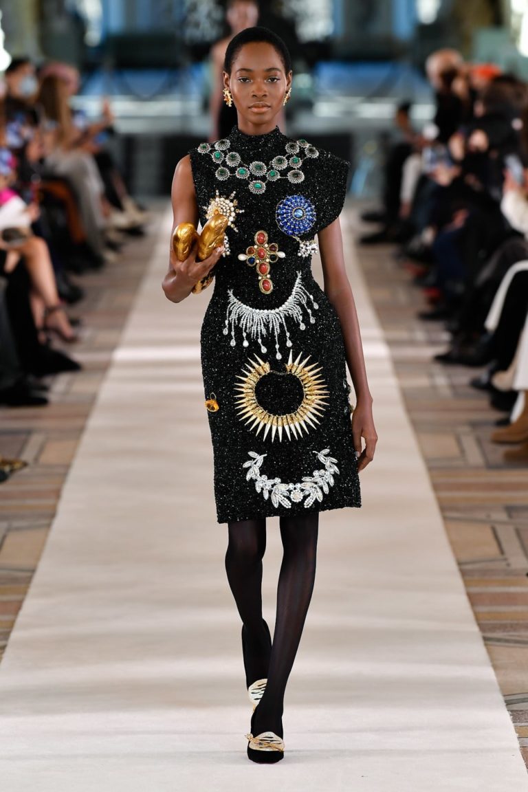 Schiaparelli Haute Couture Spring/Summer 2022 - fashionotography