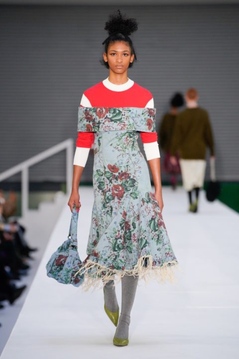 Molly Goddard Fall/Winter 2022 - London Fashion Week - fashionotography