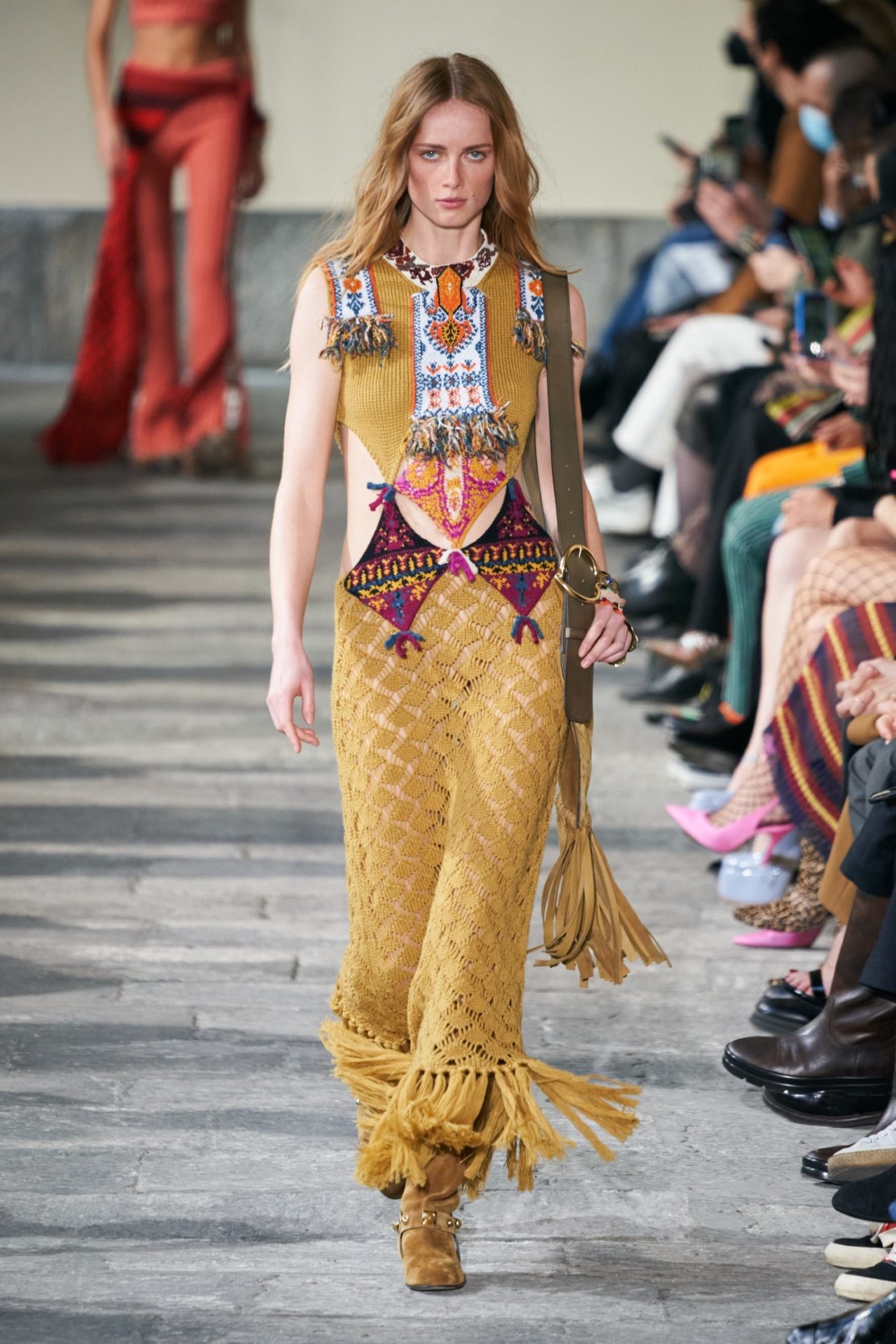 Etro Fall-Winter 2021-2022 Milan - RUNWAY MAGAZINE ® Collections