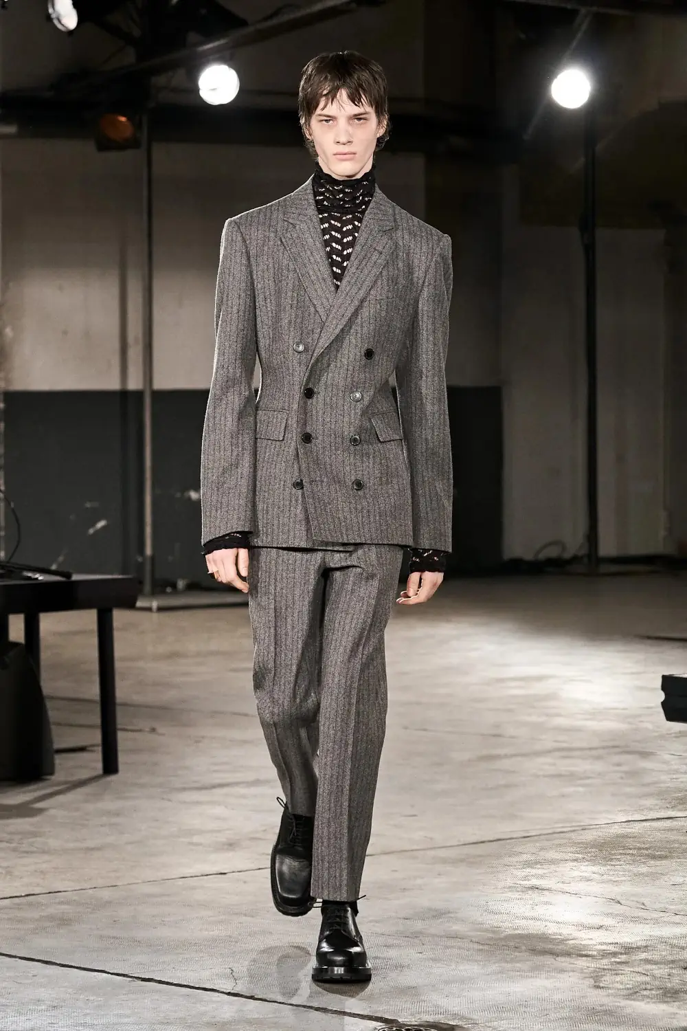 Dries Van Noten Fall/Winter 2023 - Paris Fashion Week Men’s ...