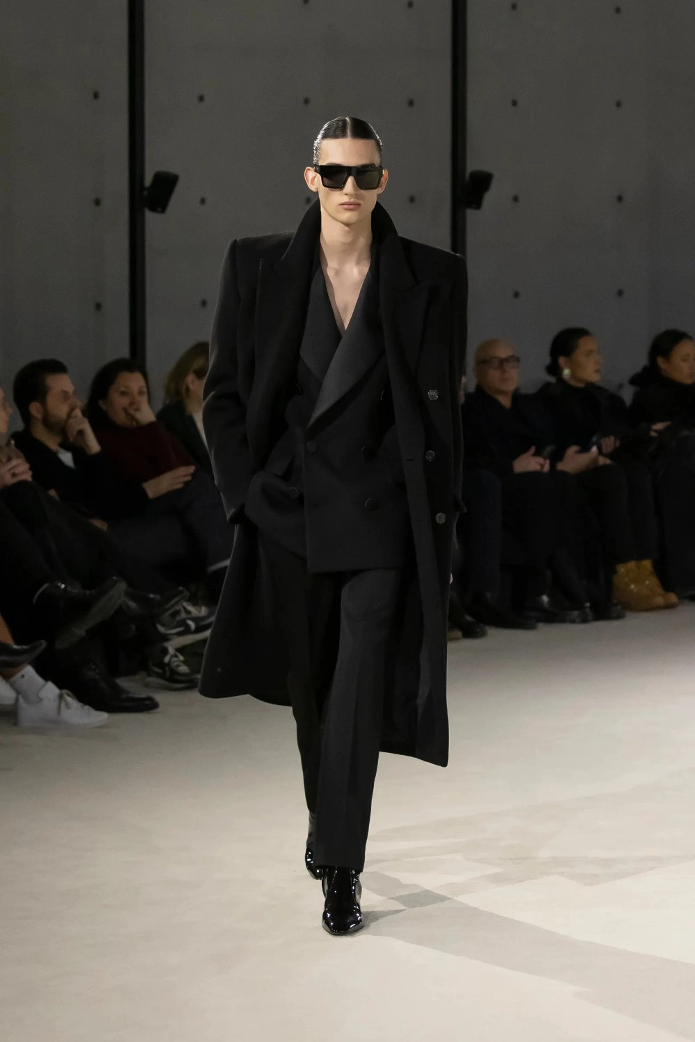 Saint Laurent Fall/Winter 2023 - Paris Fashion Week Men’s ...
