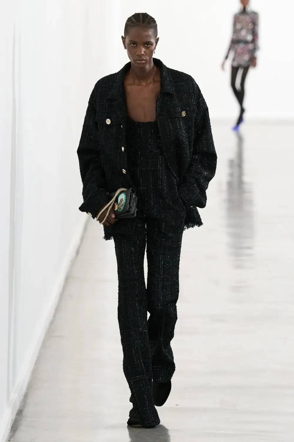 Giambattista Valli Fall/Winter 2023 - Paris Fashion Week - fashionotography