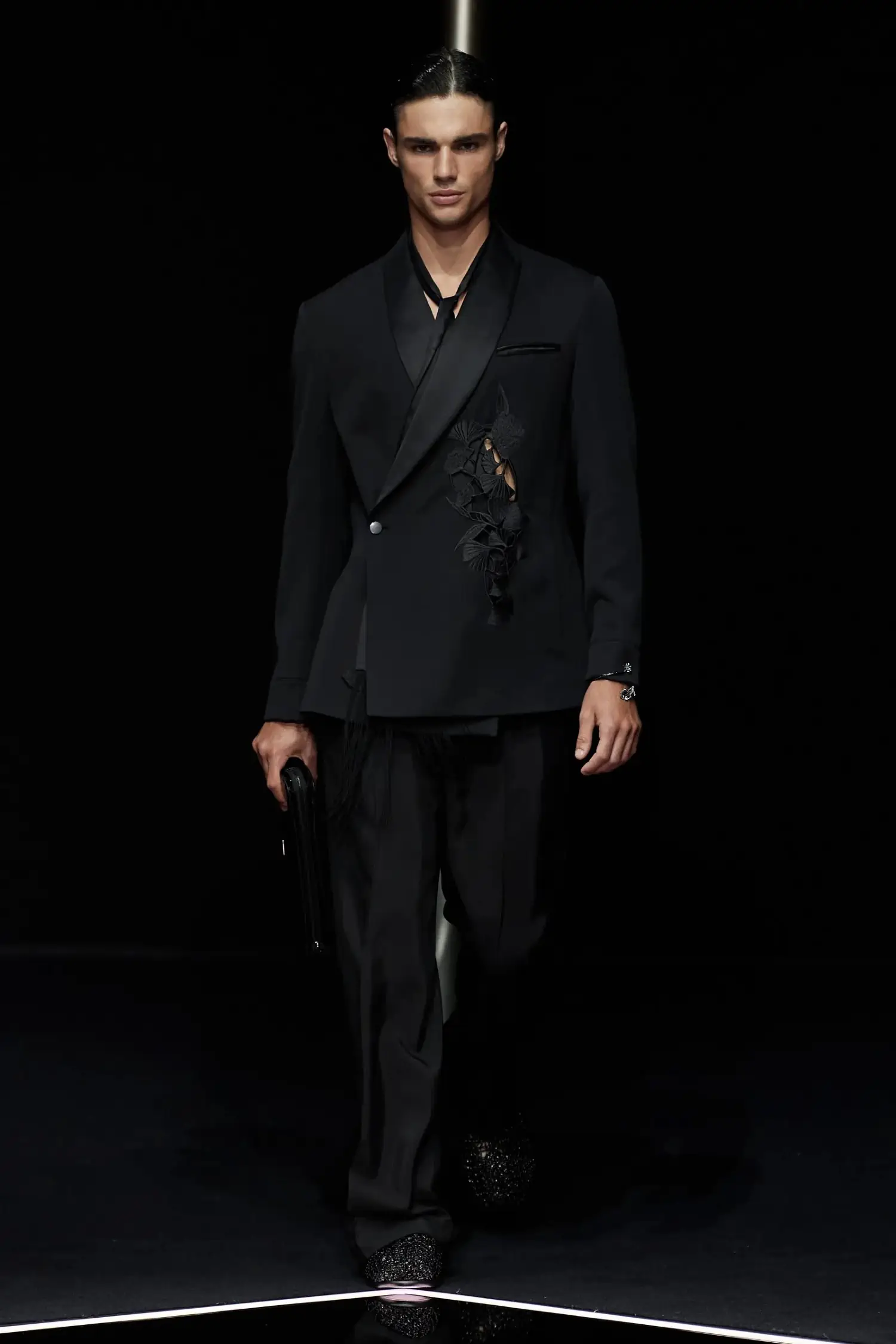 Emporio Armani SS'21: How to wear a vest under your suit