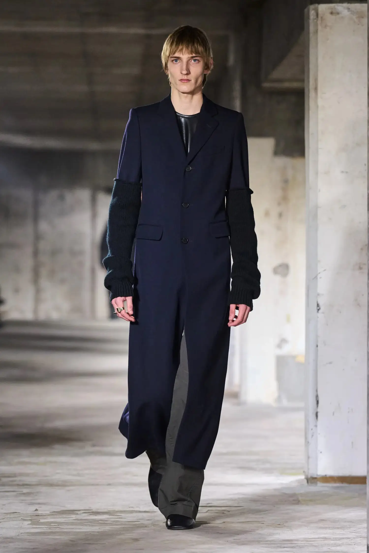 Dries Van Noten Fall/Winter 2024 - Paris Fashion Week Men’s ...