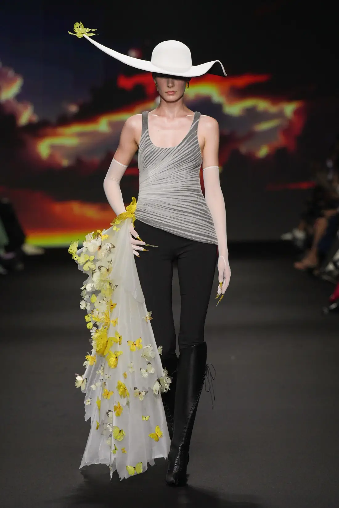 Robert Wun Haute Couture Fall-Winter 2024