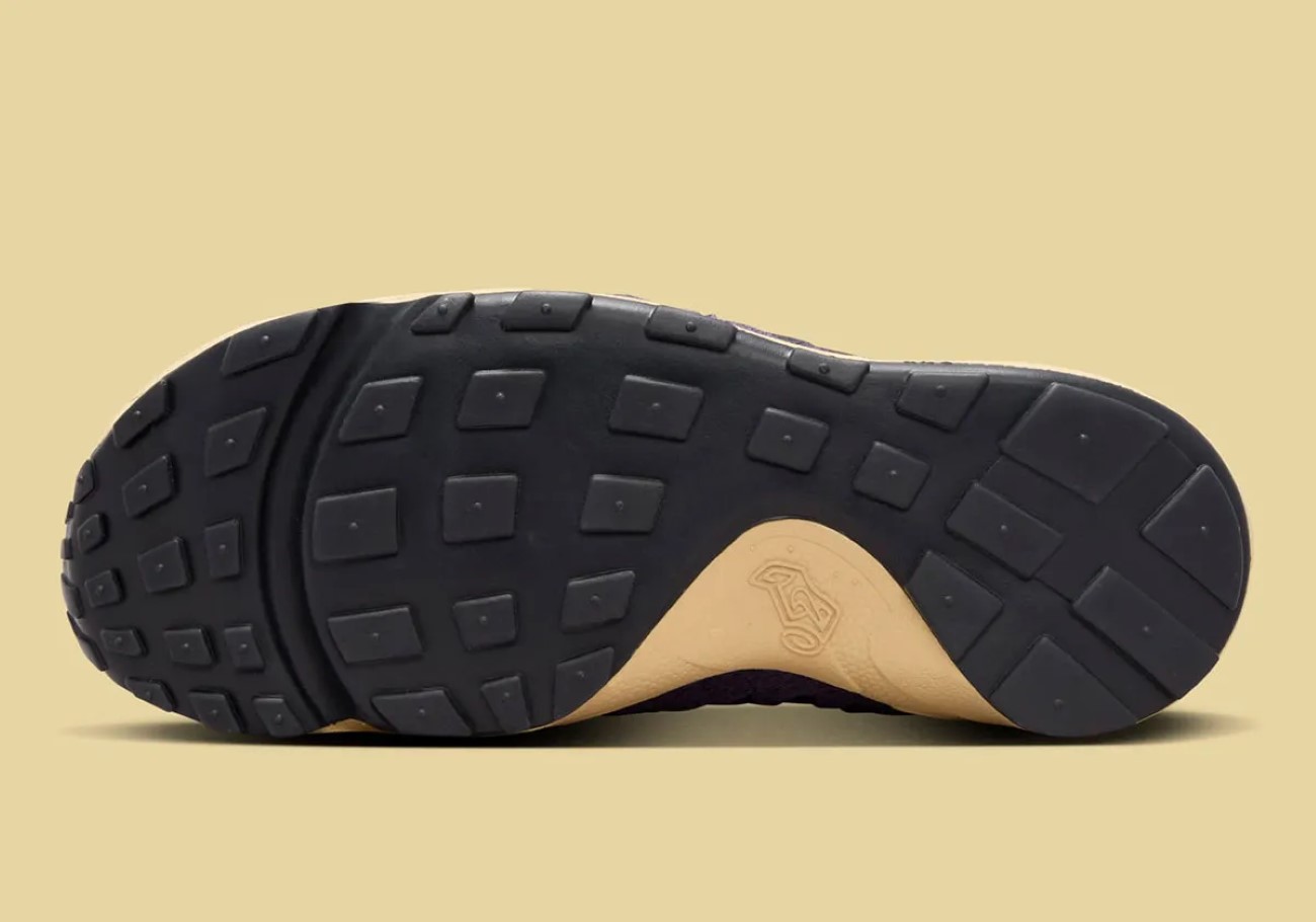 Nike Air Footscape Woven "Dark Raisin" returns with hairy suede and vintage midsole