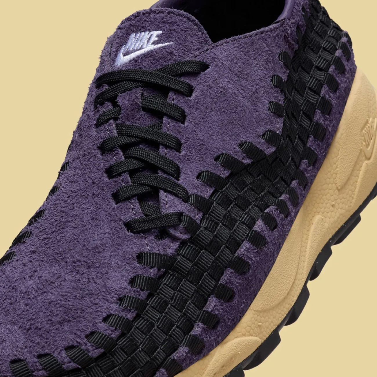 Nike Air Footscape Woven "Dark Raisin" returns with hairy suede and vintage midsole