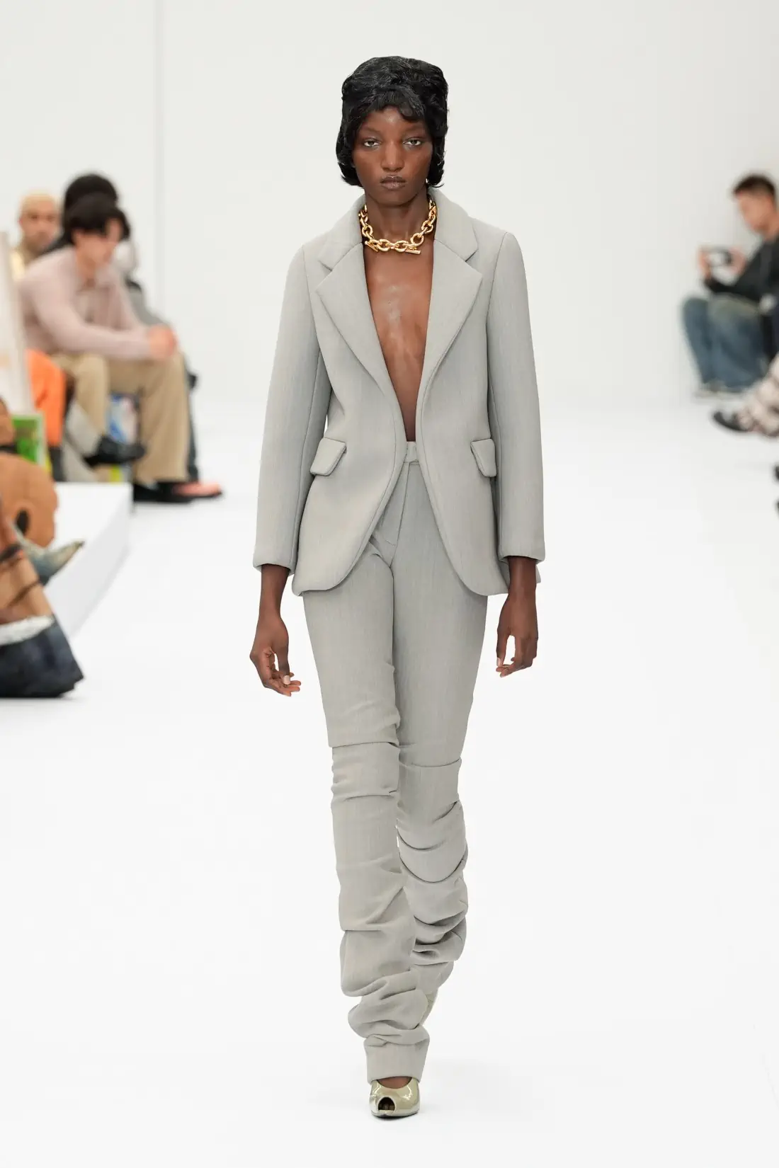 Acne Studios Spring/Summer 2025 - Paris Fashion Week