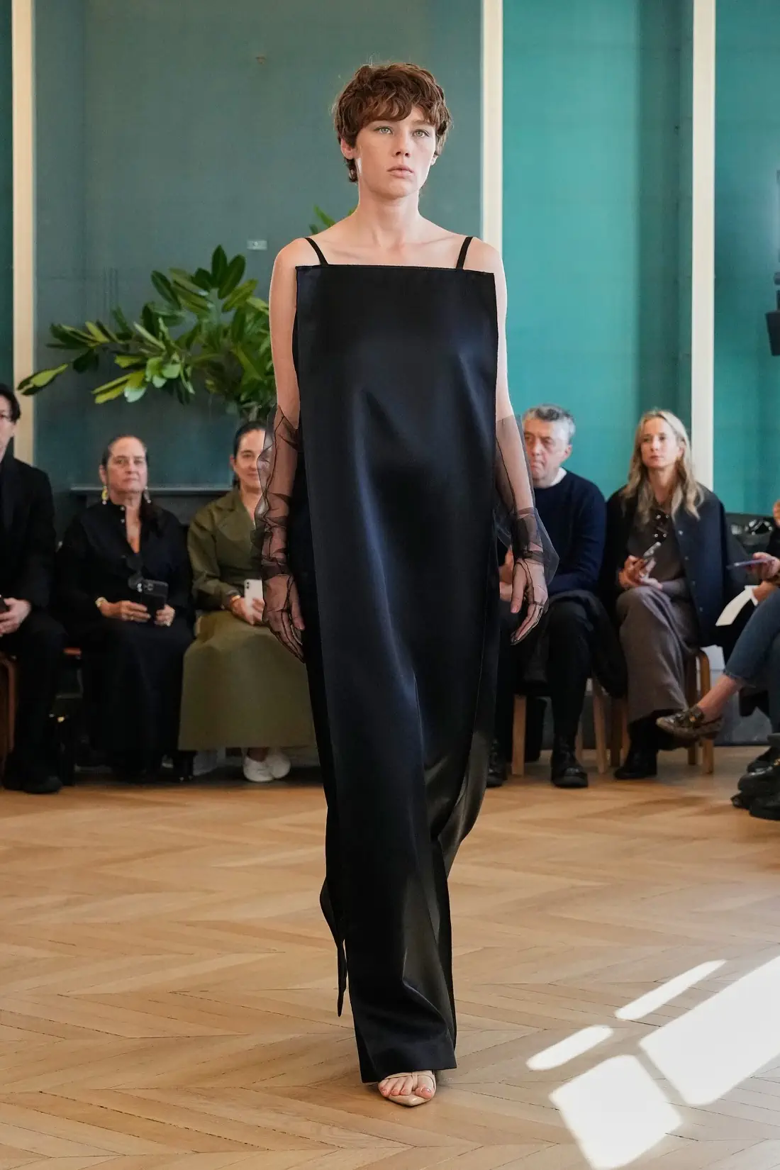 Carven Spring/Summer 2025 - Paris Fashion Week