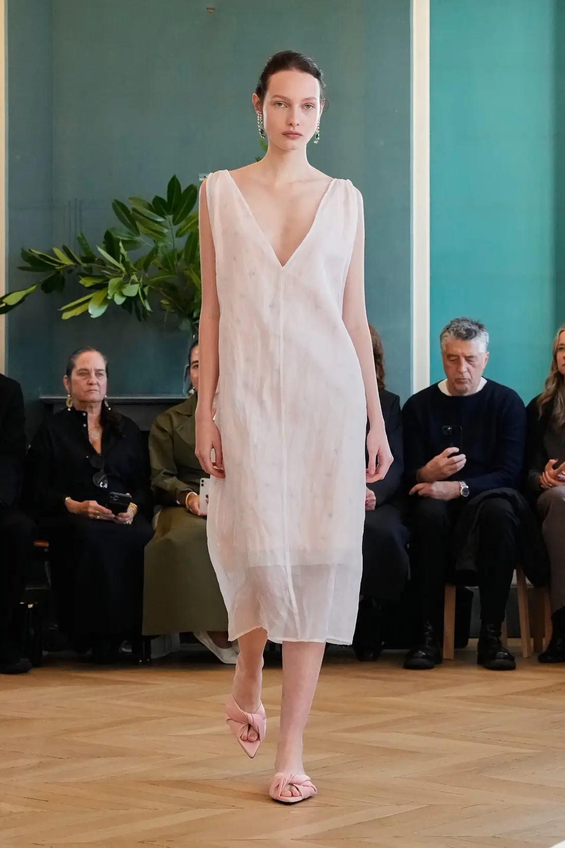 Carven Spring/Summer 2025 - Paris Fashion Week