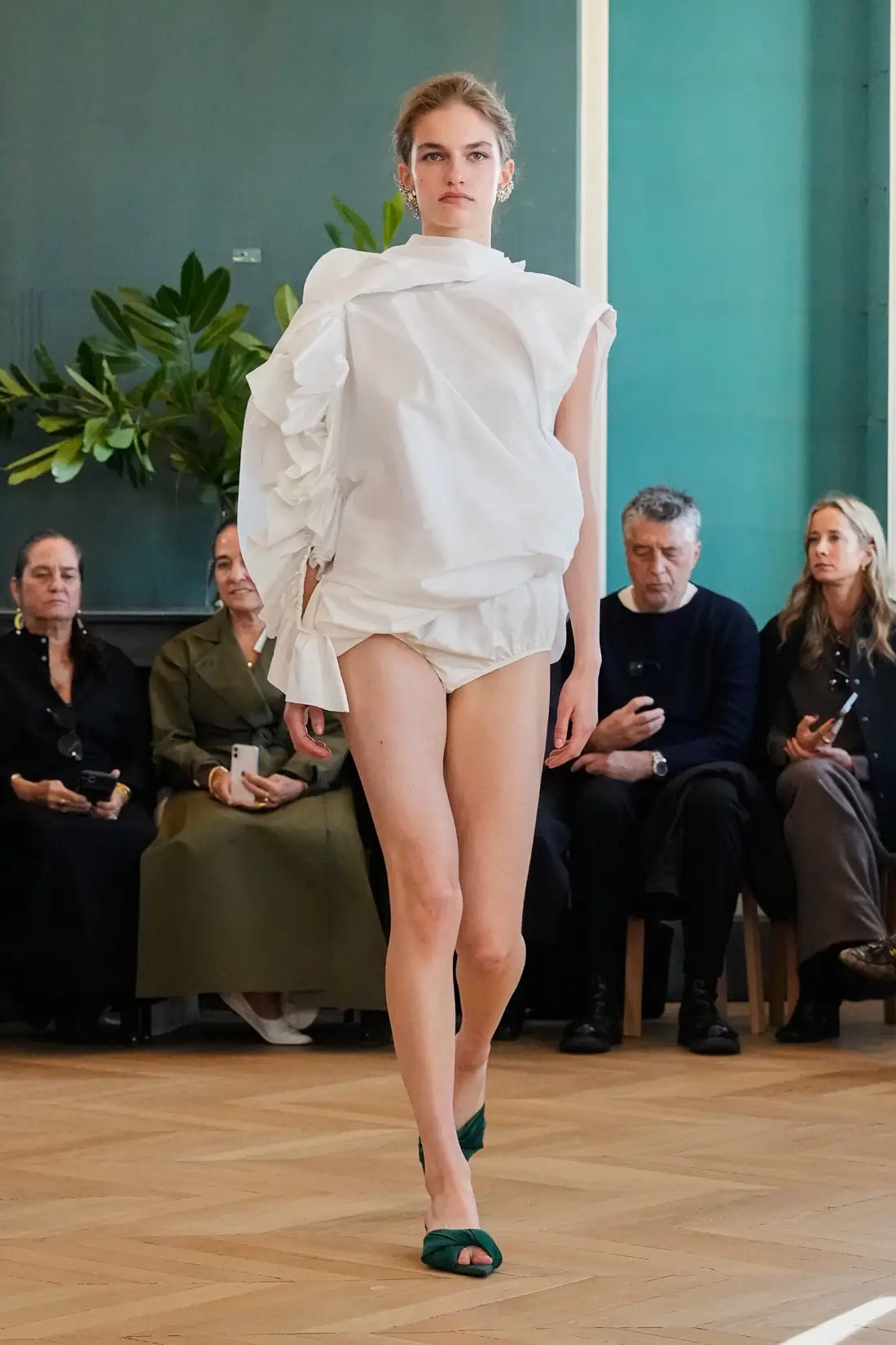 Carven Spring/Summer 2025 - Paris Fashion Week