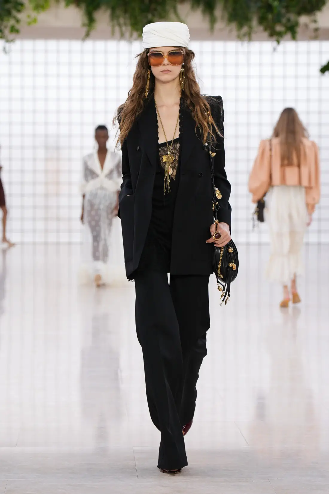 Chloé Spring/Summer 2025 - Paris Fashion Week