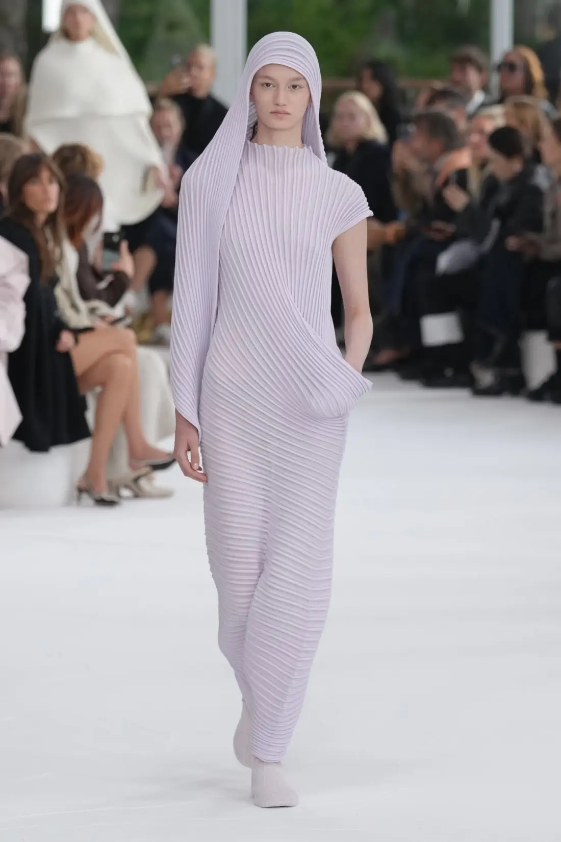 Issey Miyake Spring/Summer 2025 - Paris Fashion Week