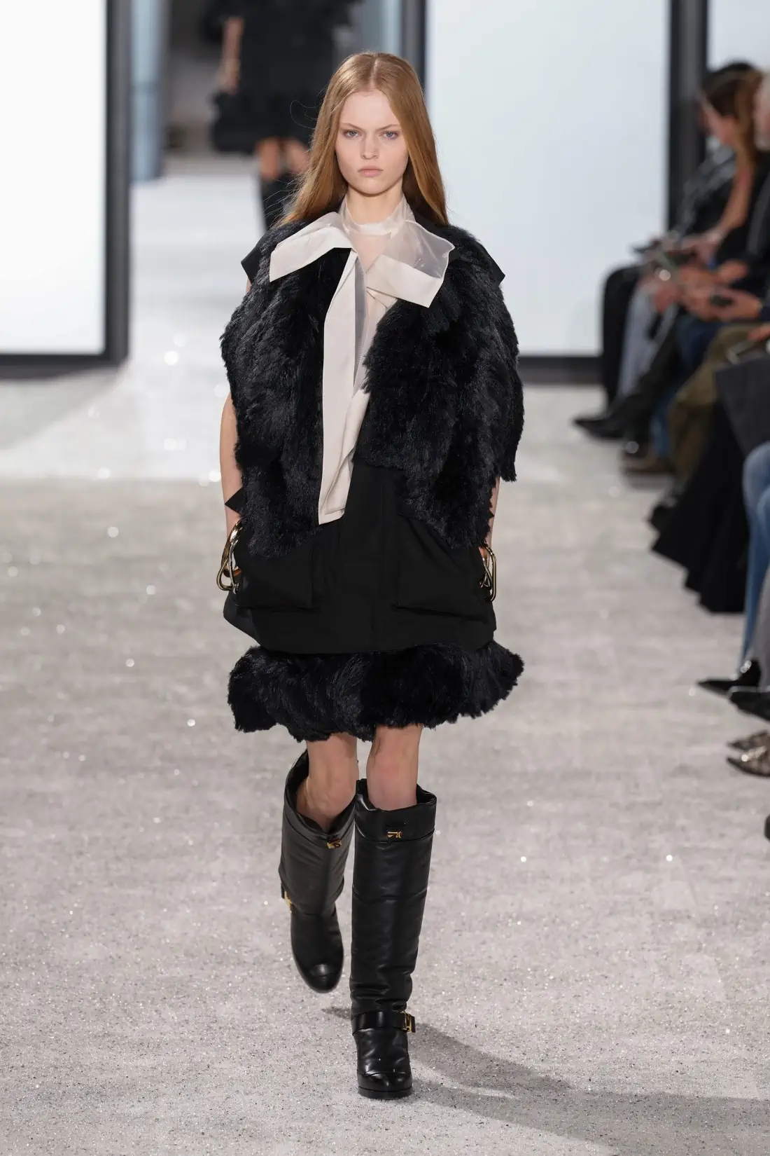 Sacai Spring/Summer 2025 - Paris Fashion Week