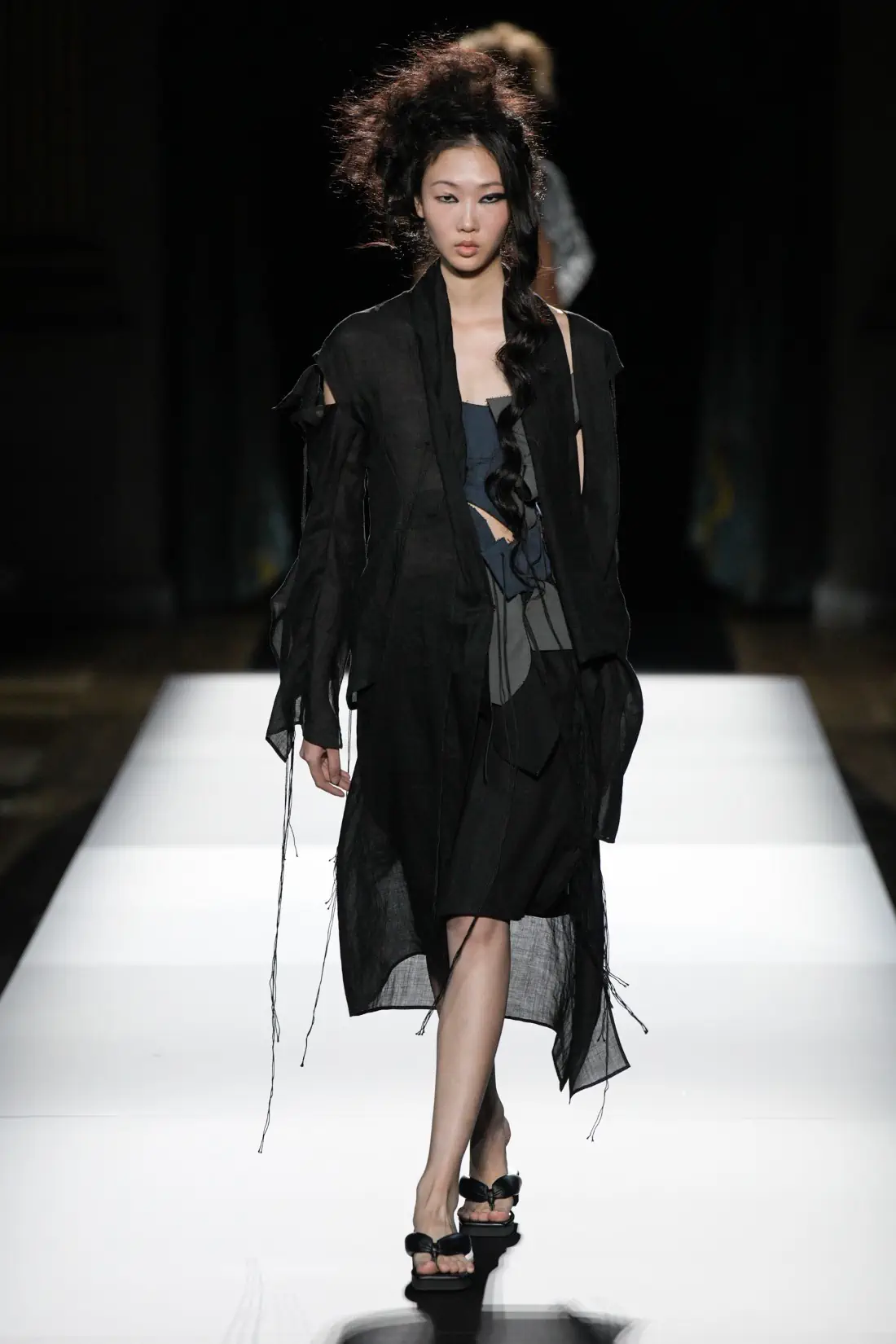 Yohji Yamamoto Spring/Summer 2025 - Paris Fashion Week