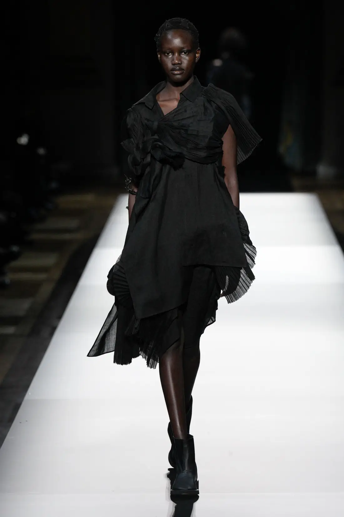 Yohji Yamamoto Spring/Summer 2025 - Paris Fashion Week