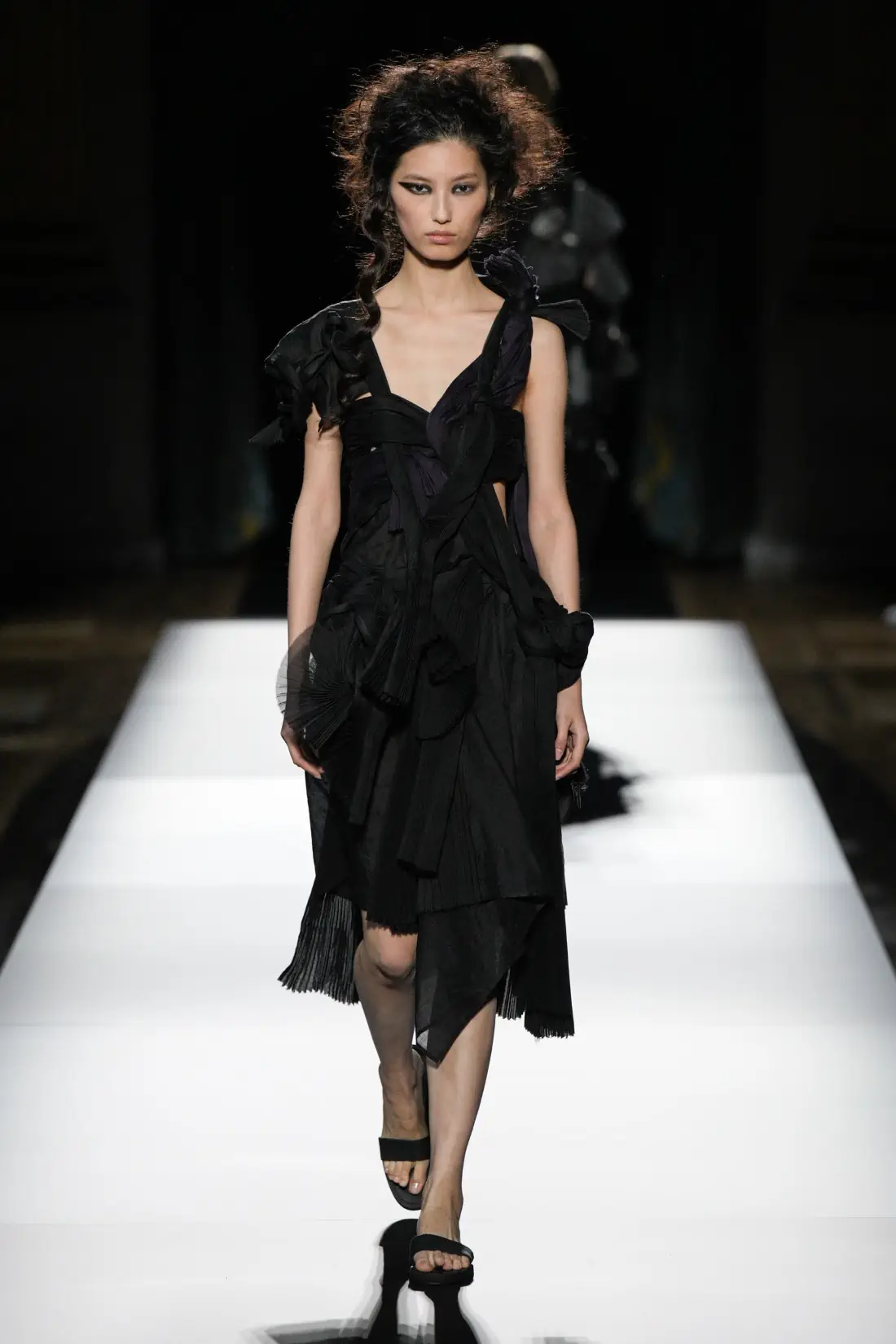 Yohji Yamamoto Spring/Summer 2025 - Paris Fashion Week