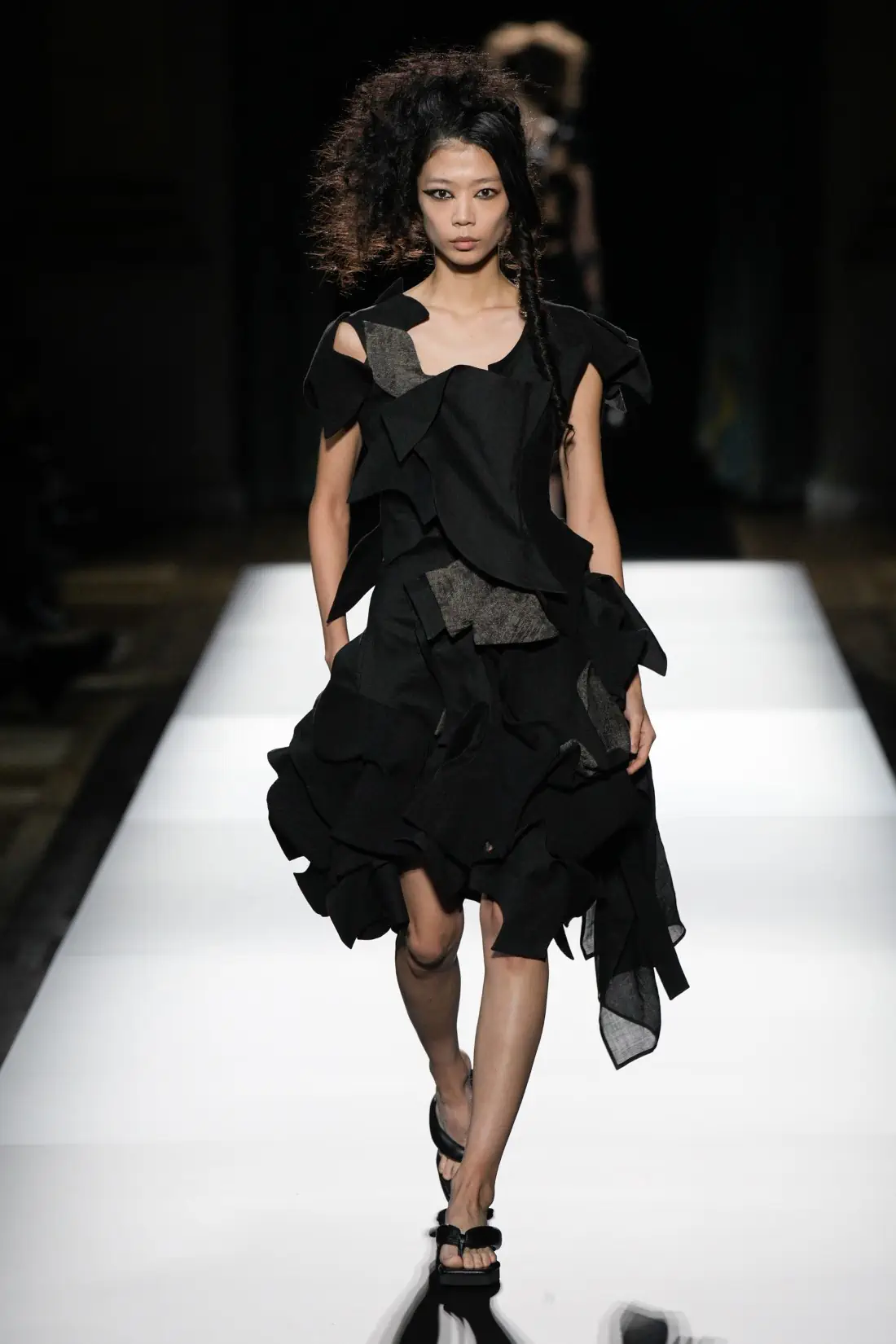 Yohji Yamamoto Spring/Summer 2025 - Paris Fashion Week