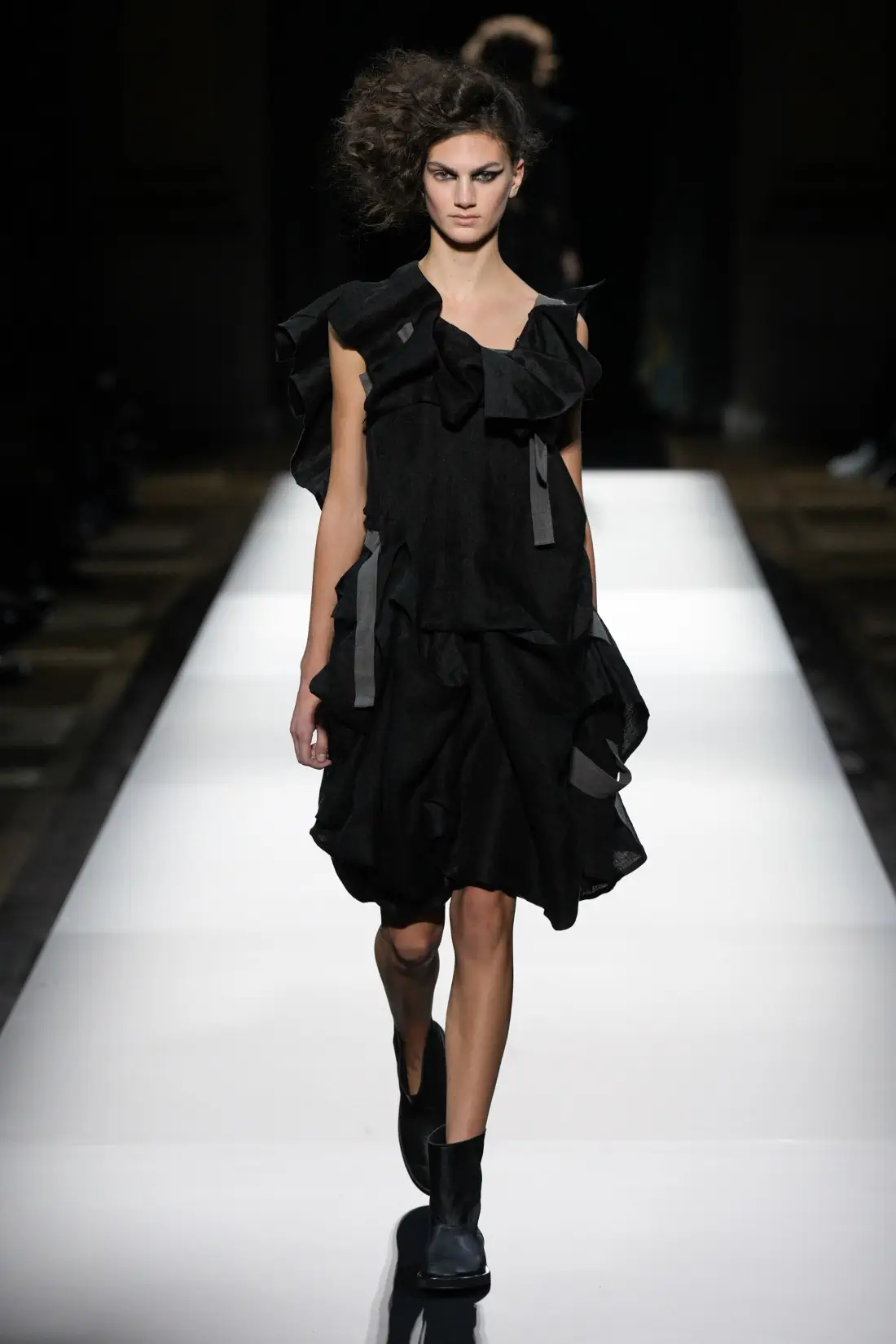 Yohji Yamamoto Spring/Summer 2025 - Paris Fashion Week