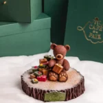 Café de la Paix unveils an enchanting Christmas log 2024: A teddy bear full of sweet surprises