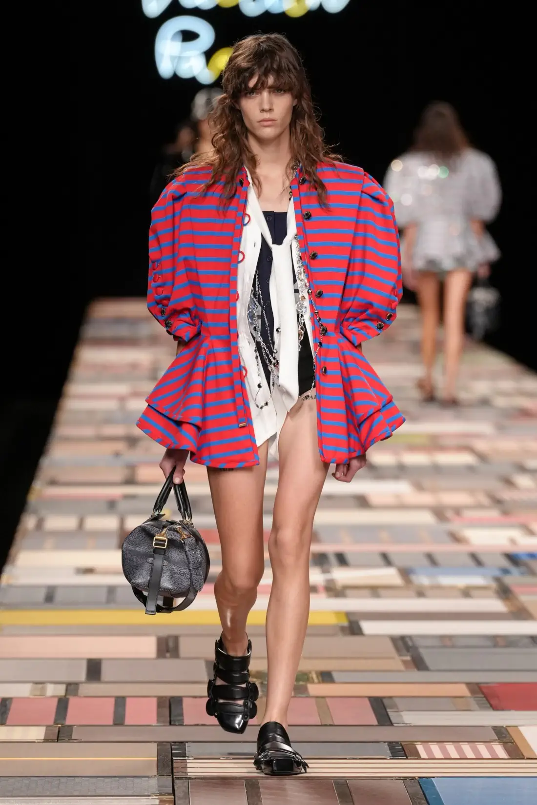 Louis Vuitton Spring/Summer 2025 - Paris Fashion Week