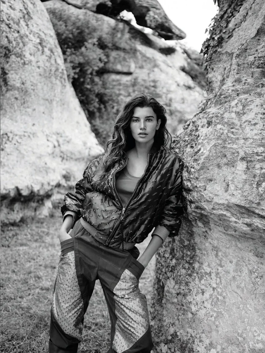 Sienna Raine by François Rotger for Elle Italia October 17th, 2024