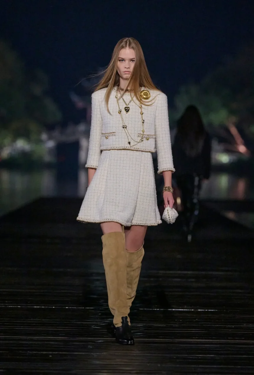 Chanel Métiers d’Art 2024/2025