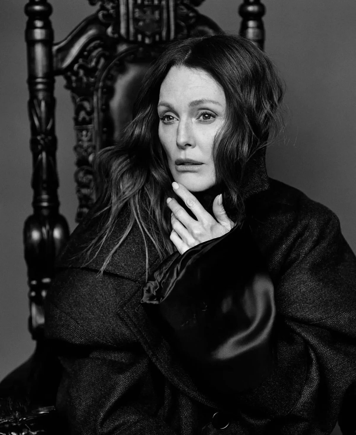 Julianne Moore covers M Le magazine du Monde December 28th, 2024 by Alasdair McLellan