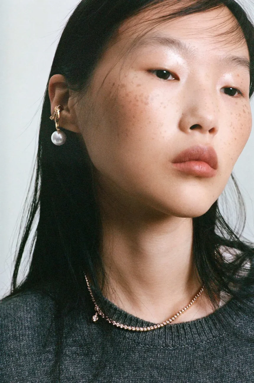 How To Spend It January 25th, 2025 cover by Indigo Lewin