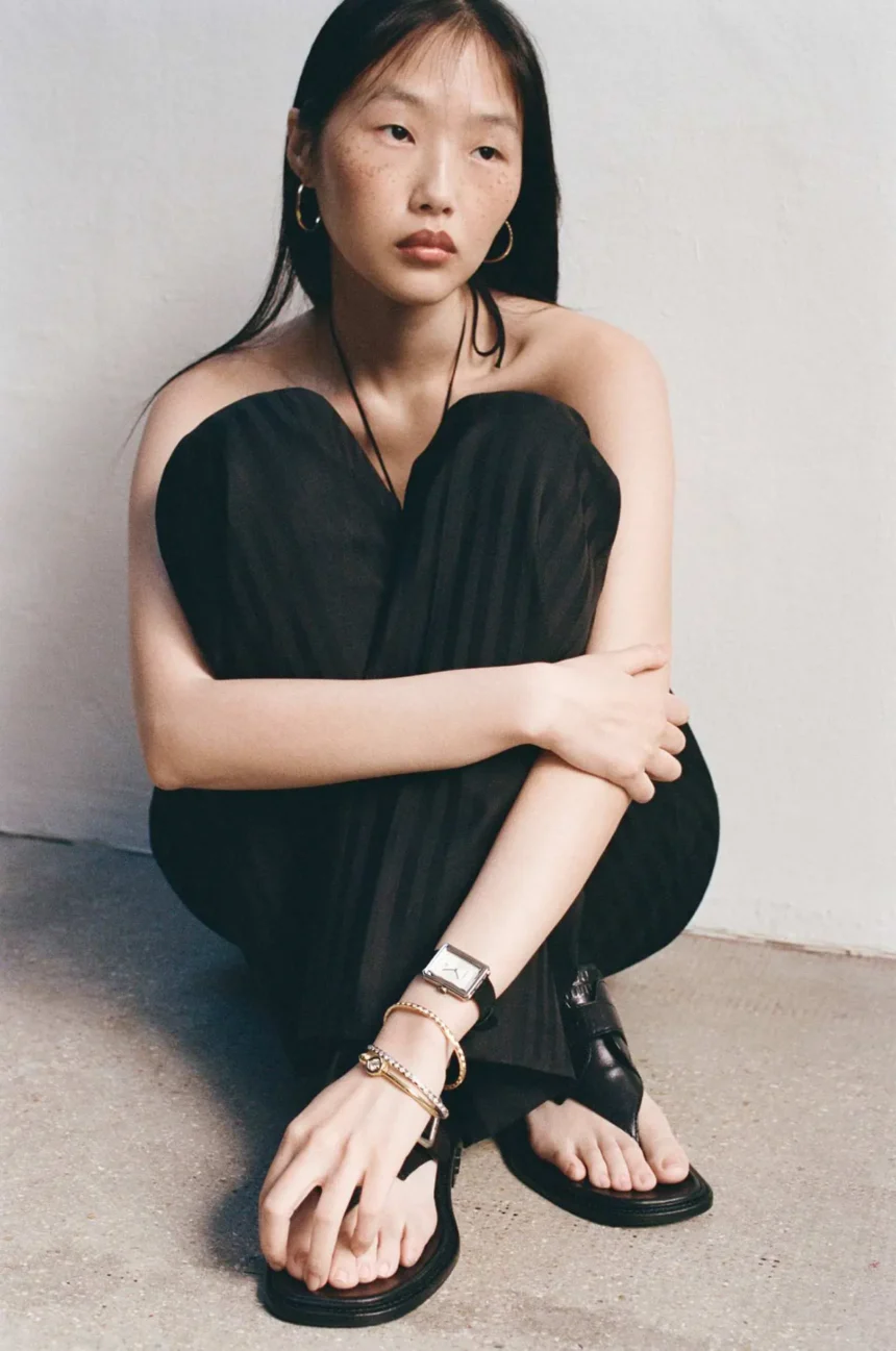 How To Spend It January 25th, 2025 cover by Indigo Lewin