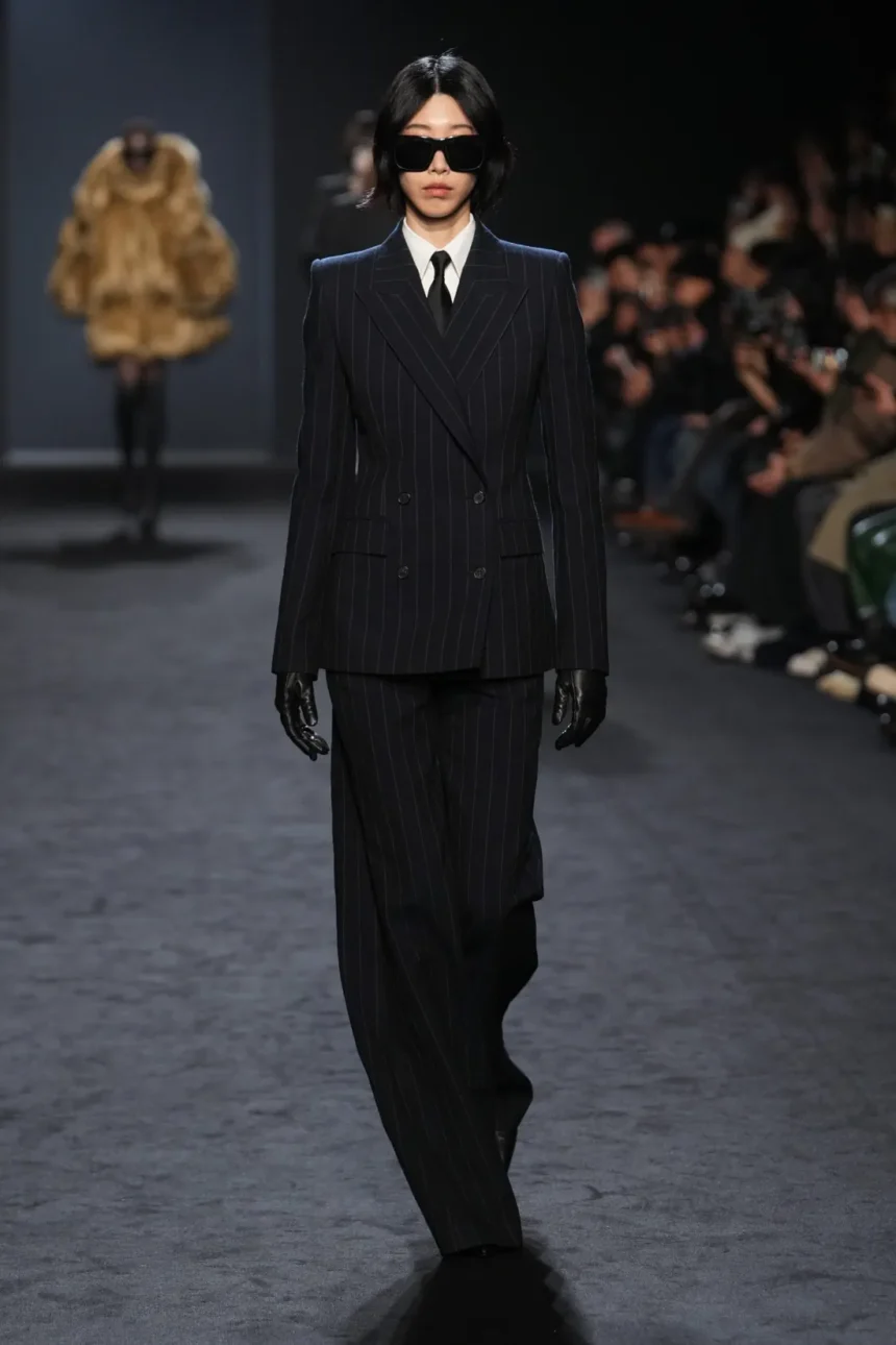 Juun.J Fall/Winter 2025 - Paris Fashion Week Men’s