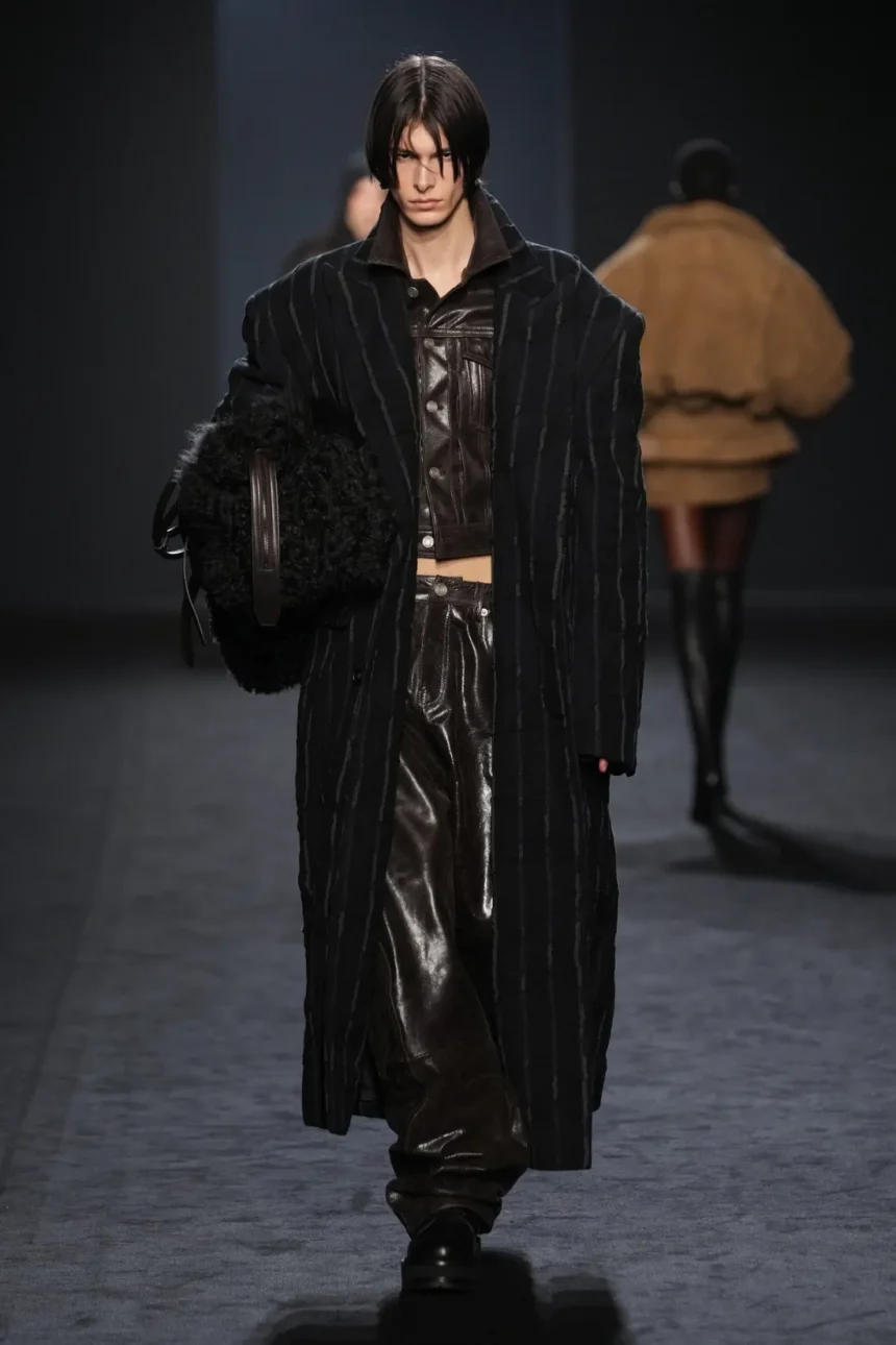 Juun.J Fall/Winter 2025 - Paris Fashion Week Men’s