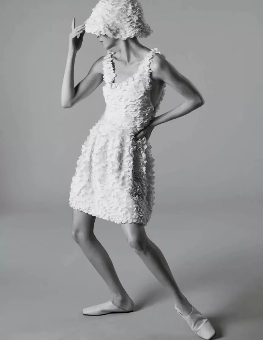 Mariacarla Boscono covers Elle France January 30th, 2025 by Paola Kudacki