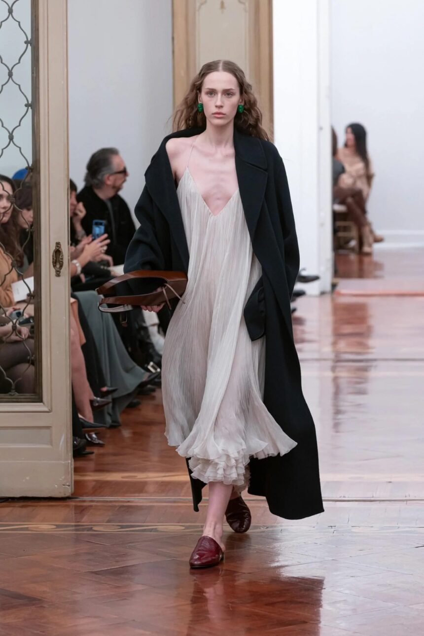 Alberta Ferretti Fall/Winter 2025 - Milan Fashion Week