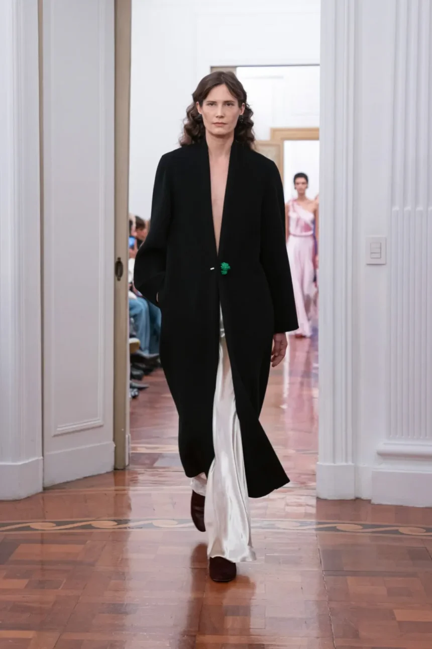 Alberta Ferretti Fall/Winter 2025 - Milan Fashion Week