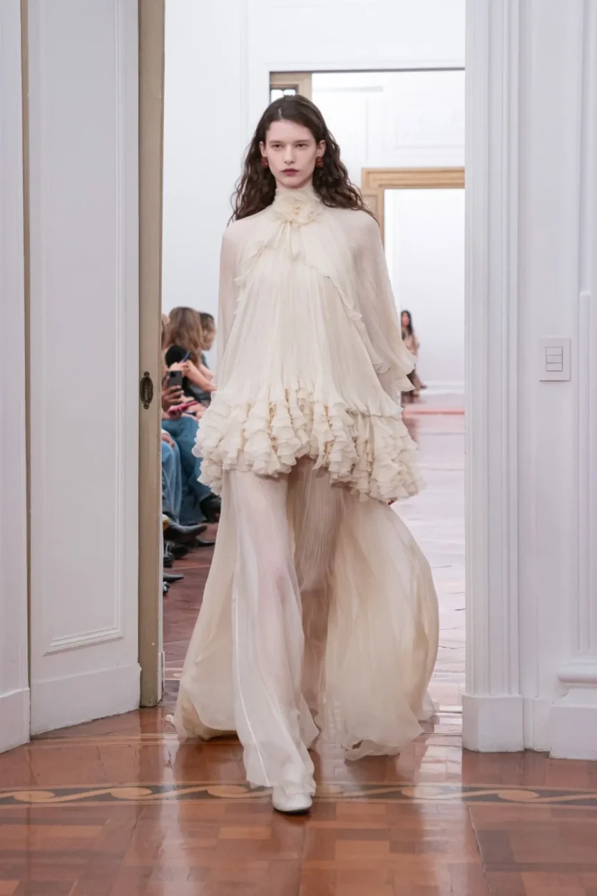 Alberta Ferretti Fall/Winter 2025 - Milan Fashion Week