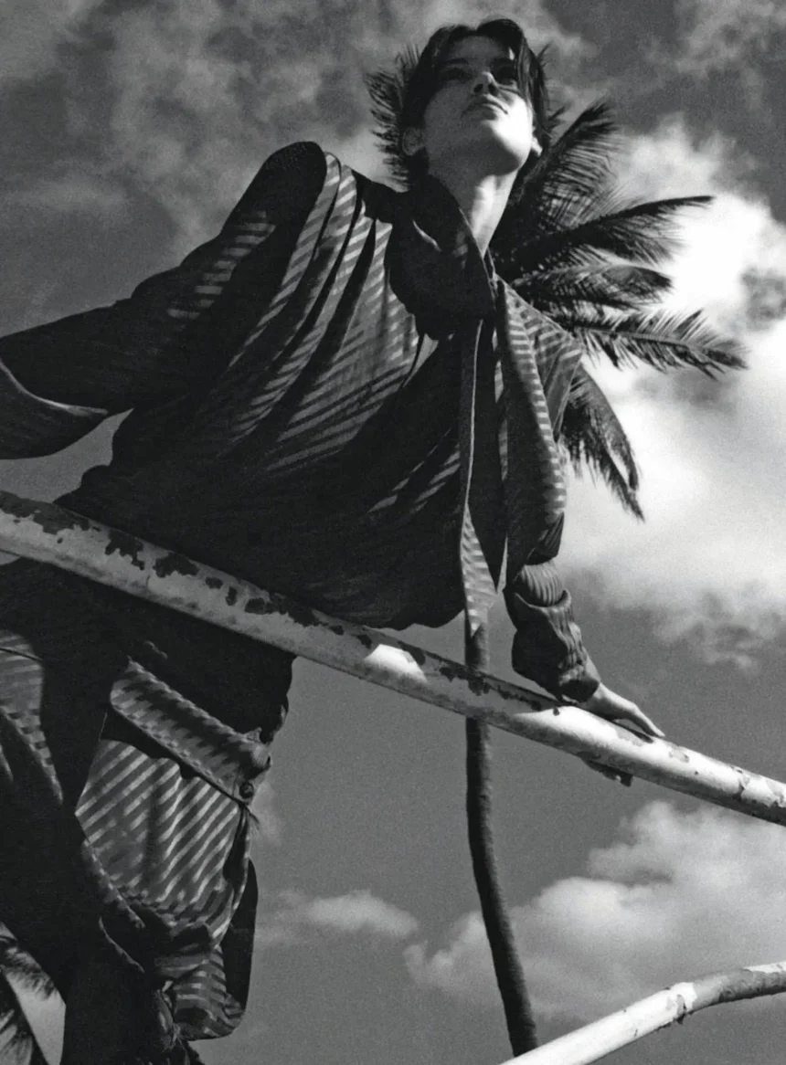 Ilana Hansen covers Elle Italia February 13th, 2025 by Riccardo Vimercati