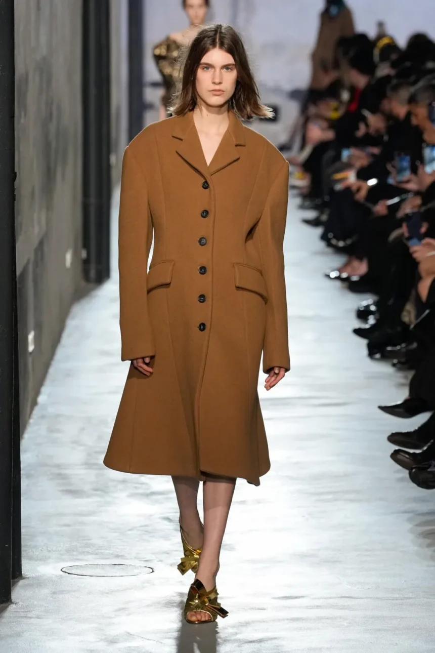 Nº21 Fall/Winter 2025 - Milan Fashion Week