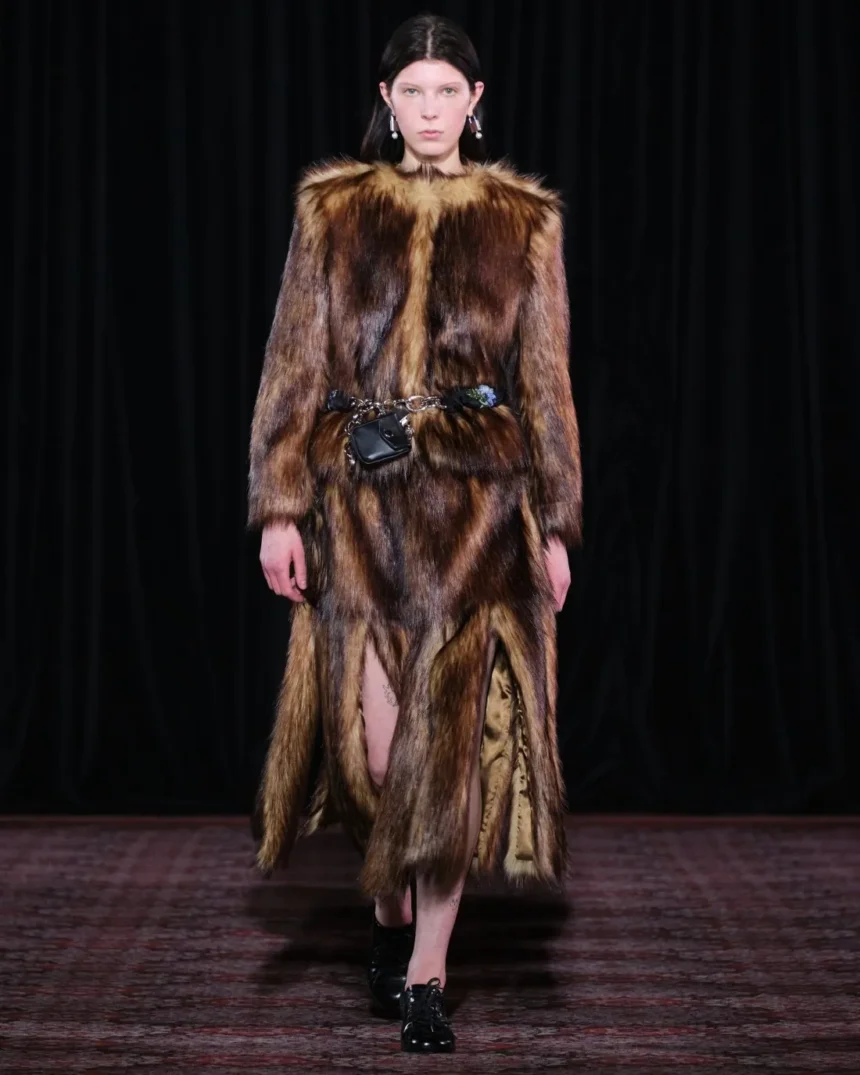 Simone Rocha Fall/Winter 2025 - London Fashion Week