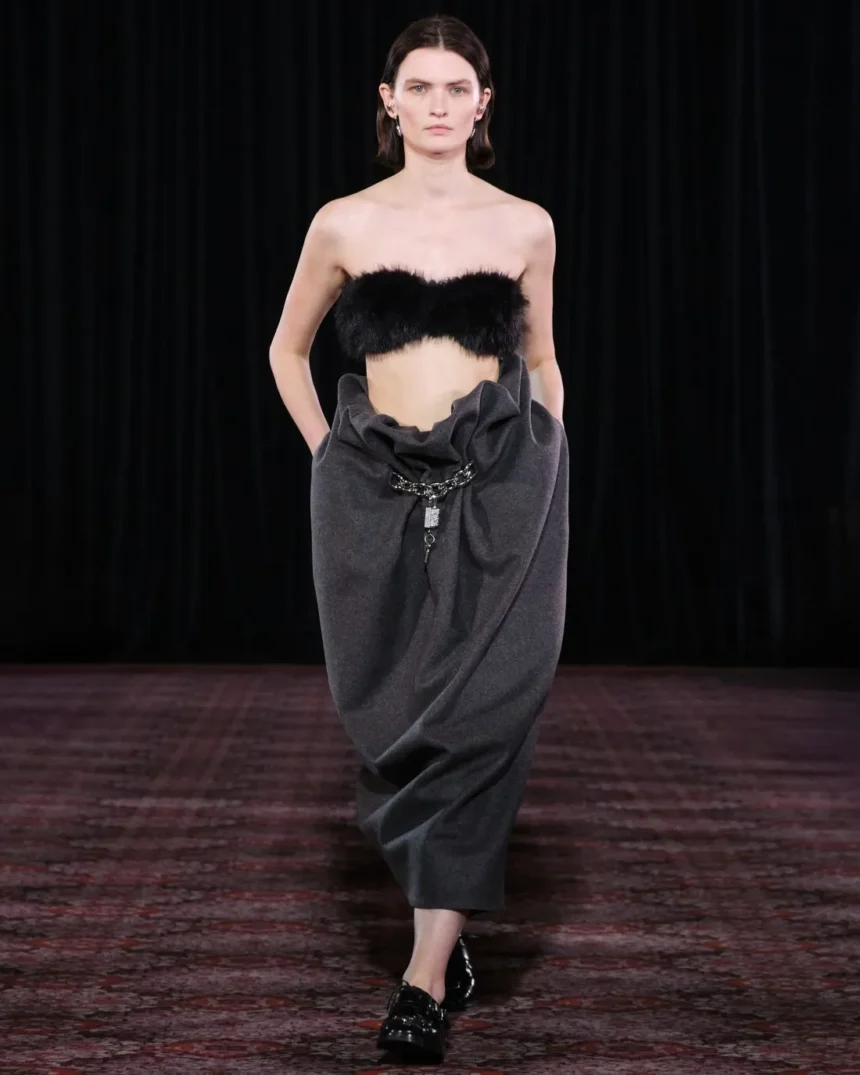 Simone Rocha Fall/Winter 2025 - London Fashion Week