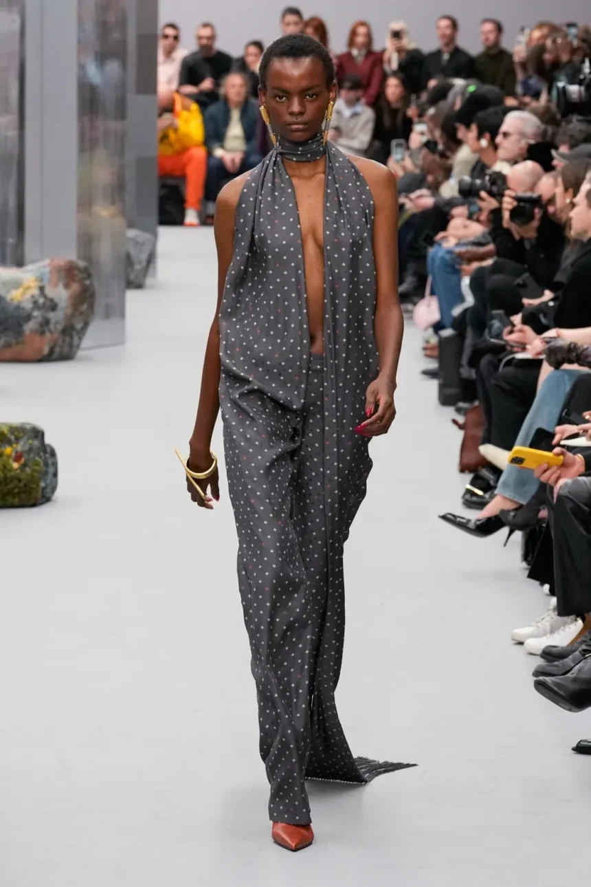 Acne Studios Fall/Winter 2025 - Paris Fashion Week