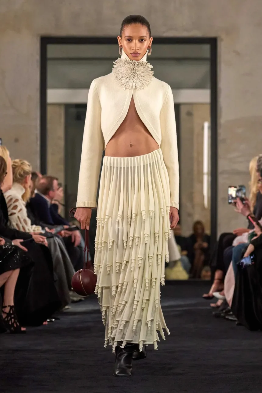 Alaïa Summer/Fall 2025 - Paris Fashion Week