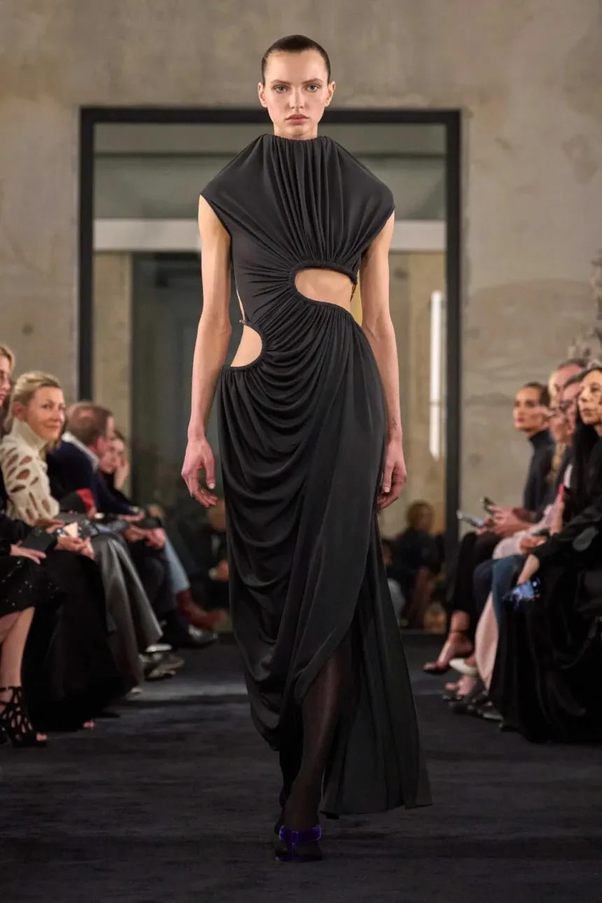 Alaïa Summer/Fall 2025 - Paris Fashion Week