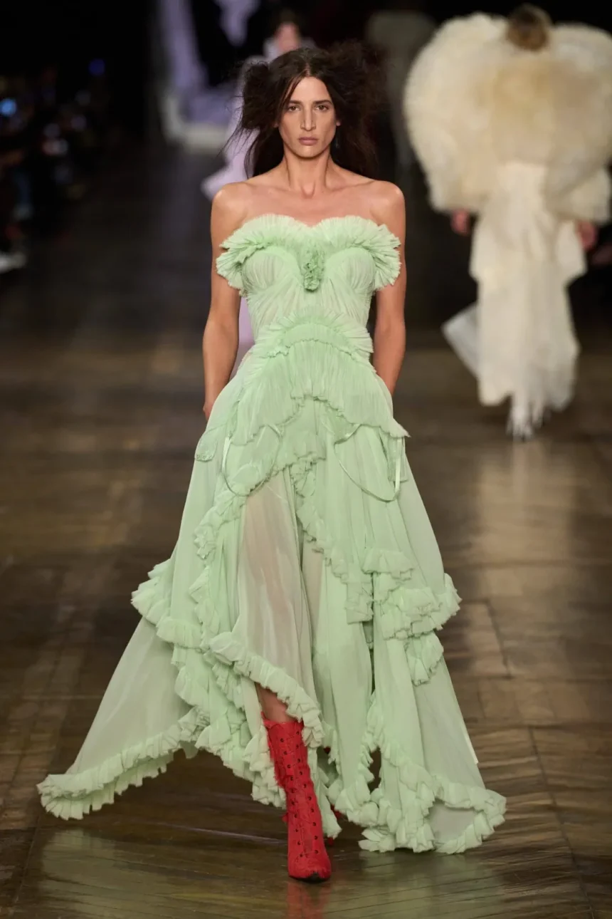 McQueen Fall/Winter 2025 - Paris Fashion Week