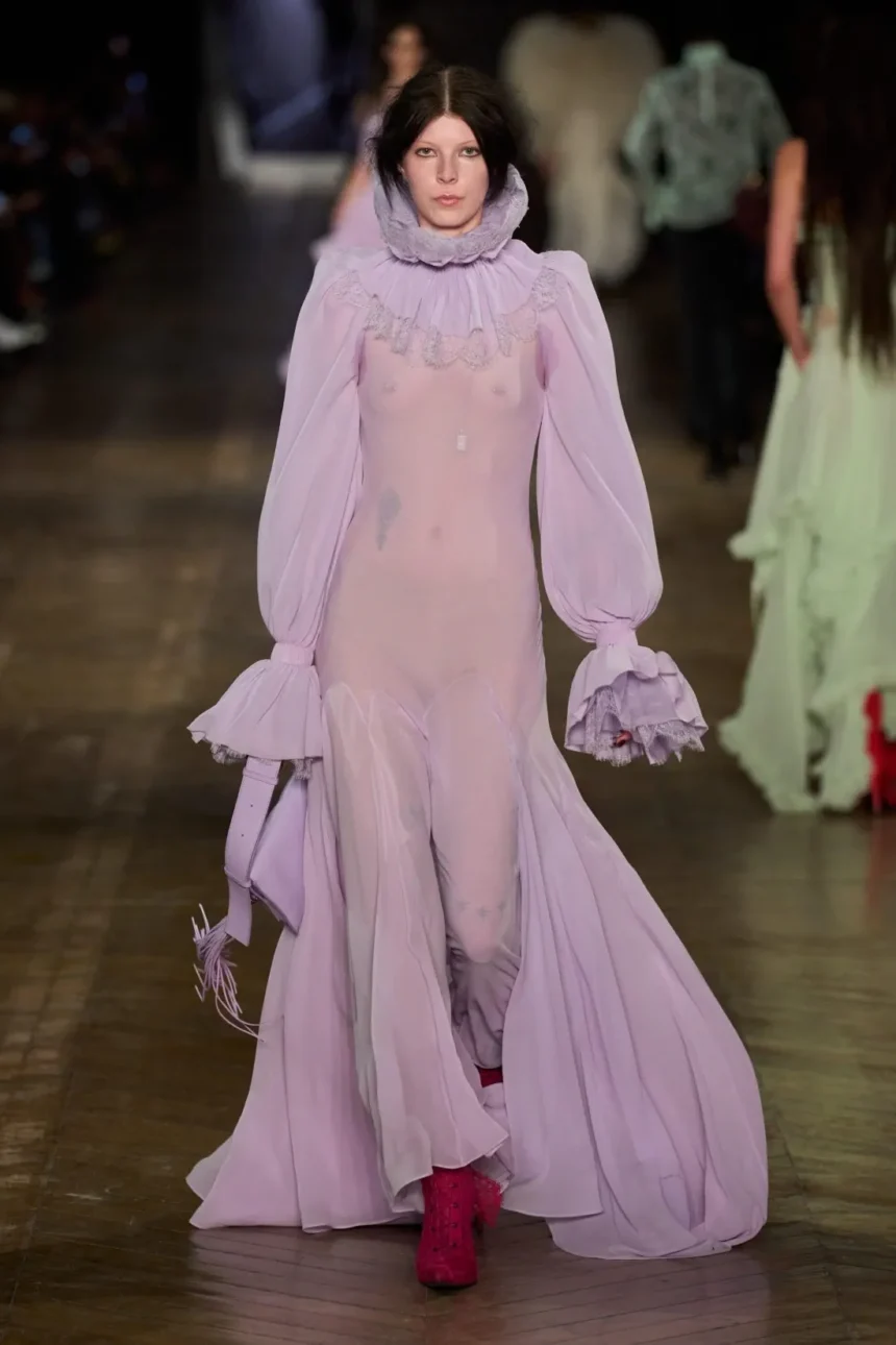 McQueen Fall/Winter 2025 - Paris Fashion Week